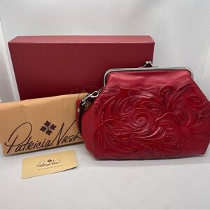Patricia Nash Red Embossed Leather Kiss Lock Clutch Wristlet NIB w Dust Bag